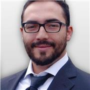 Maestro en artes visuales con enfasis en areas audiovisuales y conocimientos especializados en animación